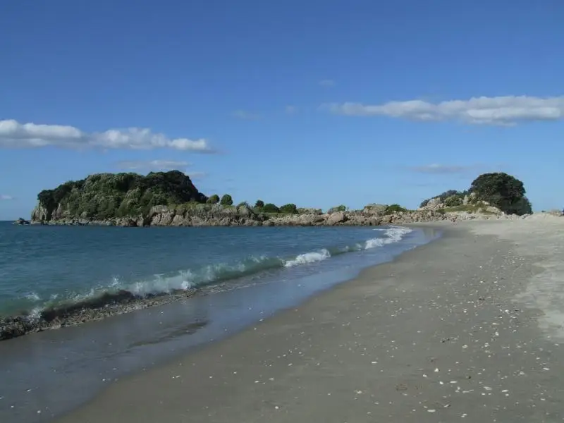Moturiki Island (Leisure Island) seen from Mt Maunganui main beach