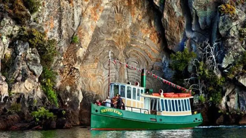 Ernest Kemp Lake Taupo and Maori Rock Carvings Cruise