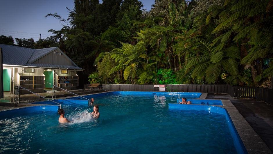 Fernland Spa Main Hot Pool Entry