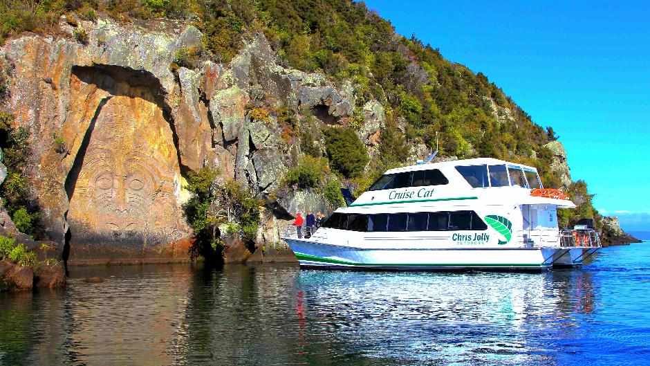 Scenic Maori Rock Carving Cruise